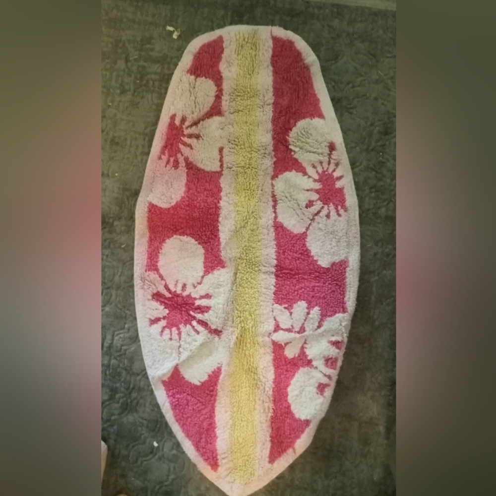 Surfboard throw rugs